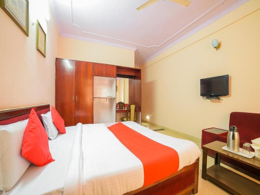Hotel Mayur Deluxe Meerut Exterior foto